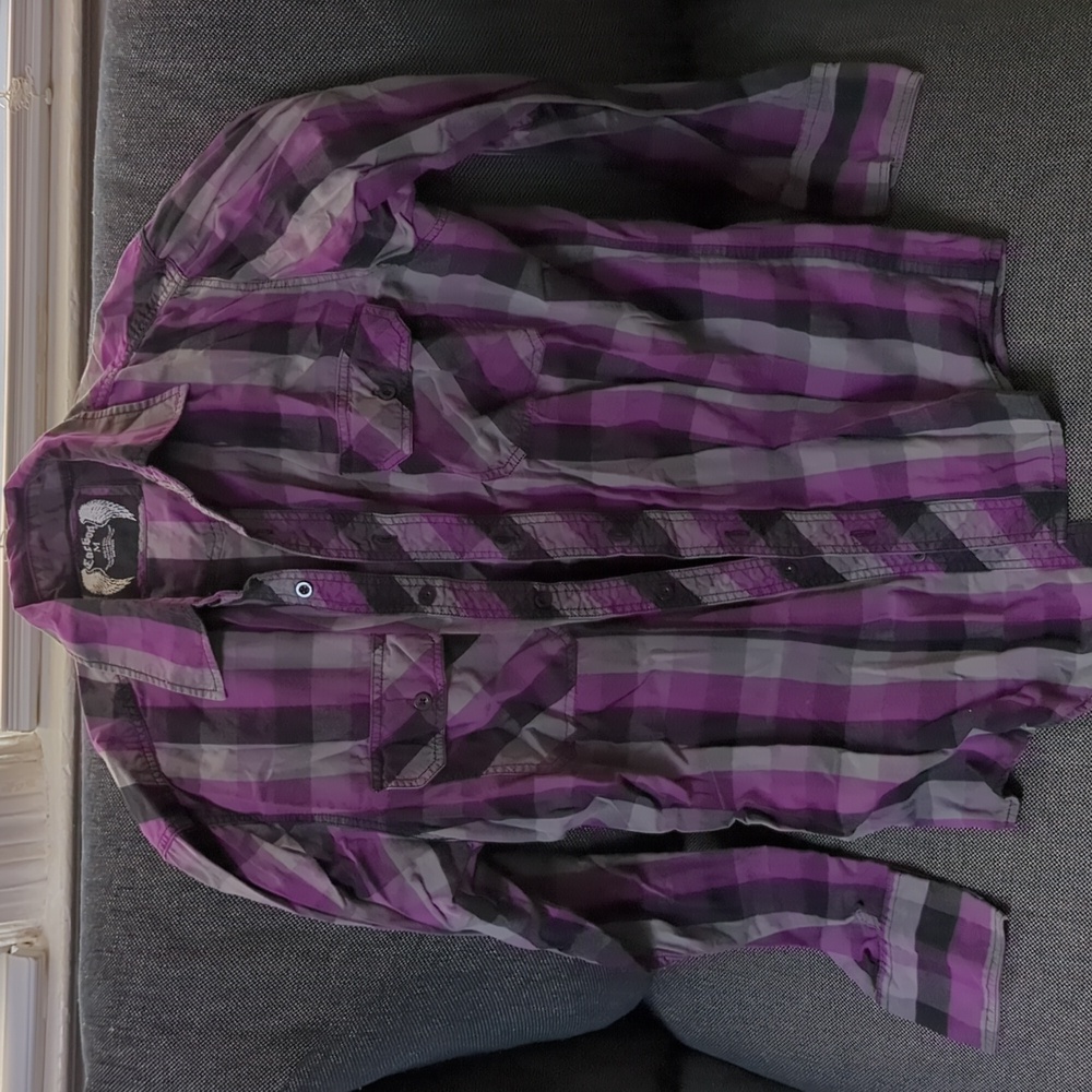 Carbon Checkered Long Sleeve Button Up Medium